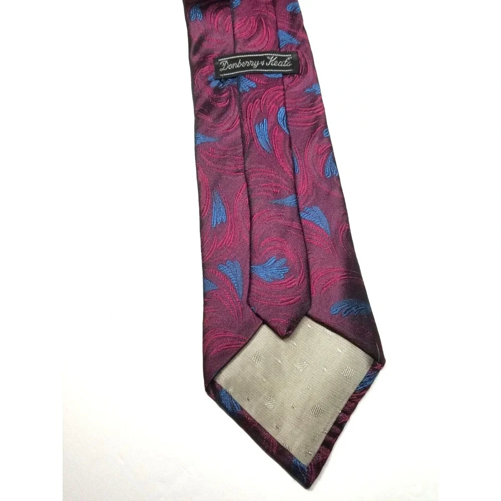 Donberry & Keats Wine Textured Blue Swirls‎ Pointed Imported Silk Tie USA